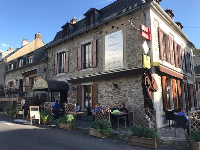 Logis Hotel-Restaurant Les Coudercous Saint-Chely-d'Aubrac Exterior photo